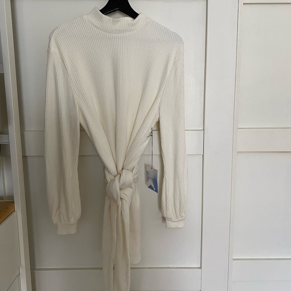 NWT REVOLVE 'MAJORELLE' Edwin mini dress in white, size Small - Picture 3 of 3